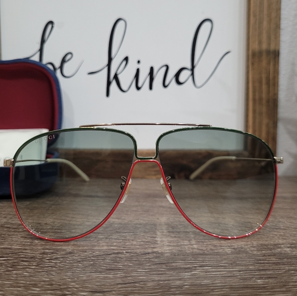 GUCCI Sunglasses, Brand New, Unisex - Picture 8 of 9